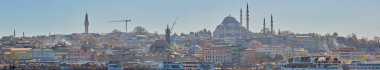 Istanbul, Türkiye - 1 Nisan, 2017: Antik ve modern binalar ile Panorama, Cityscape, altın boynuz