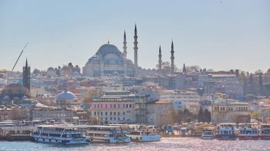 Süleyman Camii, İstanbul 'da Osmanlı İmparatorluğu' na bağlı bir camidir. Şehirdeki en büyük camidir..