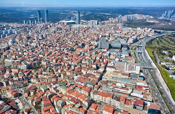이스탄불, 터키-3 4 월 2017: Arial 보기 Levent 비즈니스 지구. — 스톡 사진