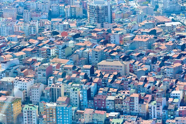 Utsikt över takåsarna i Istanbul. — Stockfoto