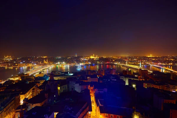 Luces nocturnas de Estambul — Foto de Stock