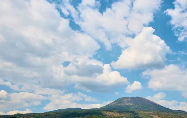 Vue du volcan Vésuve depuis Naples — Photo