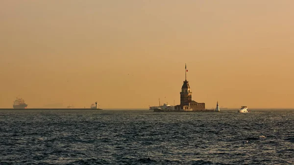 La Torre delle Vergini. Istanbul, Turchia — Foto Stock