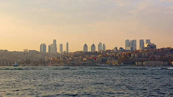 Istambul a capital da Turquia, cidade turística oriental — Fotografia de Stock