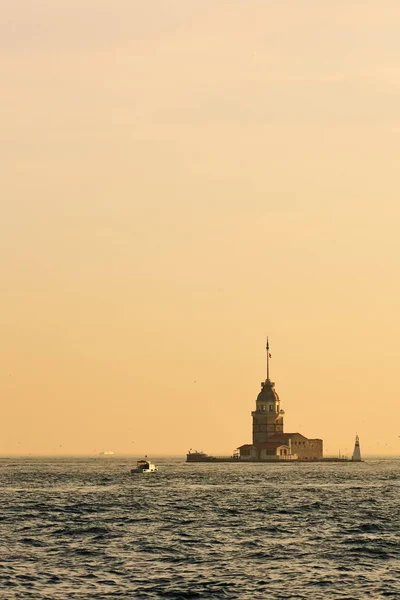 La Torre delle Vergini. Istanbul, Turchia — Foto Stock