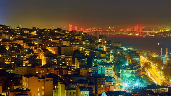 Luces nocturnas de Estambul — Foto de Stock