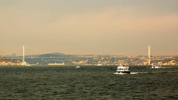 15 juli martelaren Bridge of de Bosporus-brug — Stockfoto