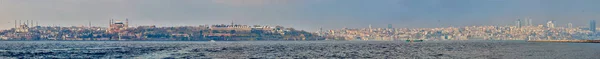 Panorama över istanbul med hagia sophia, Blå moskén och topkapi palace, Turkiet — Stockfoto