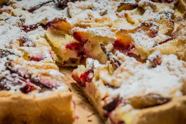 Sobremesa de torta de maçã orgânica caseira pronta para comer — Fotografia de Stock