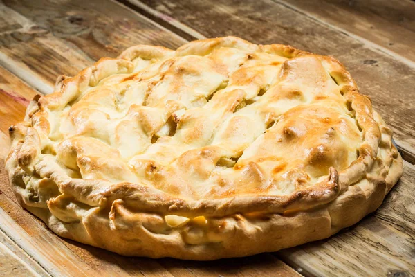 Sobremesa de torta de maçã orgânica caseira pronta para comer — Fotografia de Stock