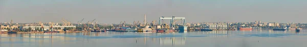 Industriële zones van de scheepswerf. — Stockfoto