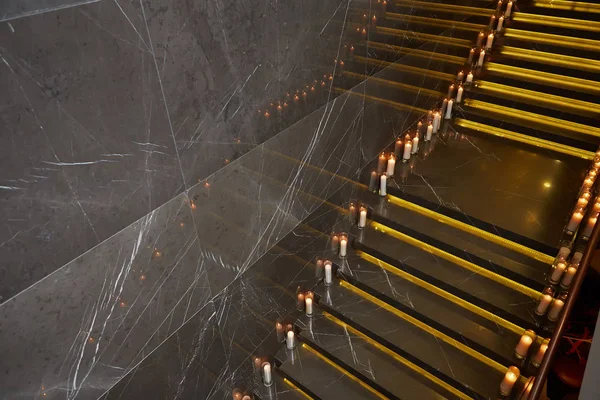 The Burning Candles on stairs. Top view — Stock Photo, Image