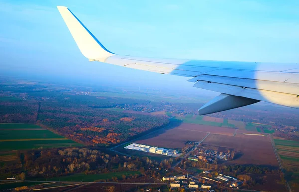 The view from airplane window. Travel concept — Stock Photo, Image