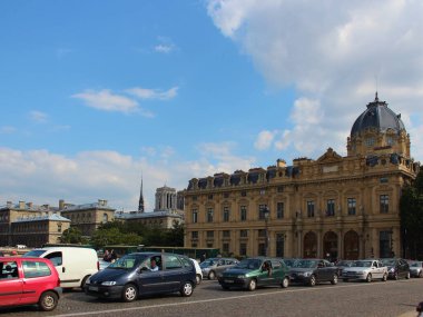 Paris, Fransa - 26 Ağustos 2019: Greffe du Tribunal de Paris. Paris Ticaret Mahkemesi