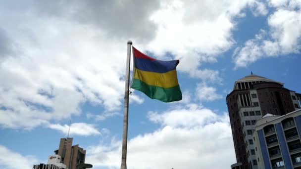 Маврикийский Флаг Размахивающий Ветру Порт Луисе Маврикий Африка — стоковое видео