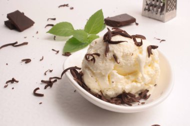 Çikolatalı dondurma.