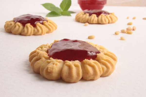 Galletas con mermelada casera — Foto de Stock