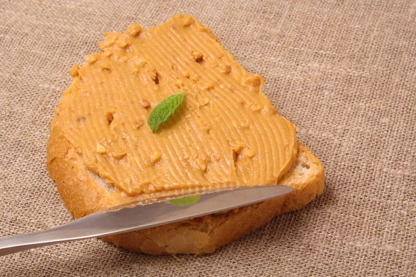 Сэндвичи с арахисовым маслом или тосты — стоковое фото