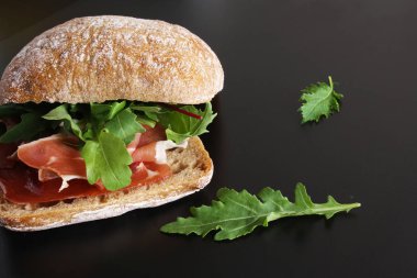 sandviç prosciutto hamon ciabatta