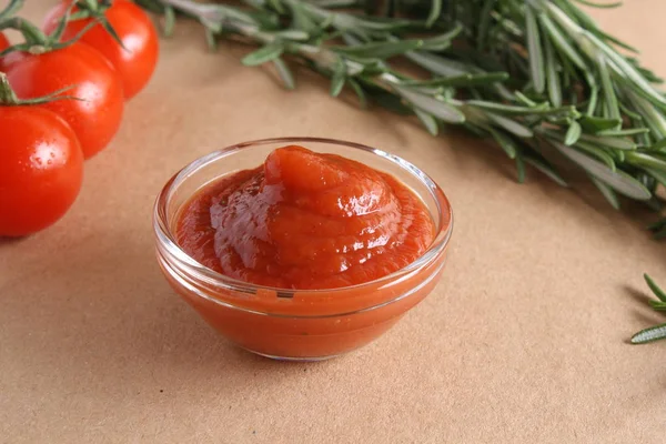 Tomatensauce Ketchup Tomaten Rosmarin — Stockfoto