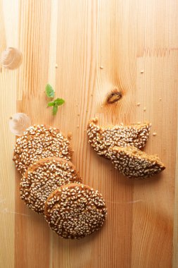 Susam ile yulaf ezmeli kurabiye