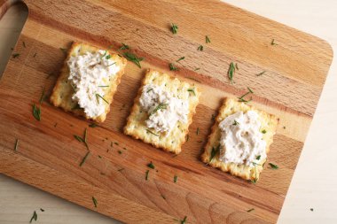 Krem peynirli kraker