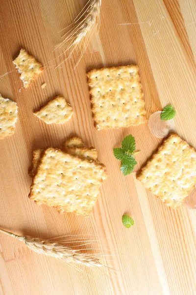 Cracker, torra kex bakgrund — Stockfoto