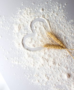 un kalp spikelets hafif bir arka plan üzerinde