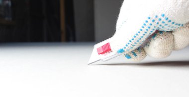 kırmızı bıçaklı alçıpan inşaat bıçağı