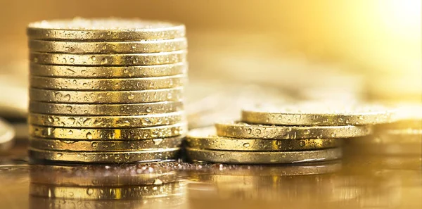Bespaar geld - gouden munten-banner — Stockfoto