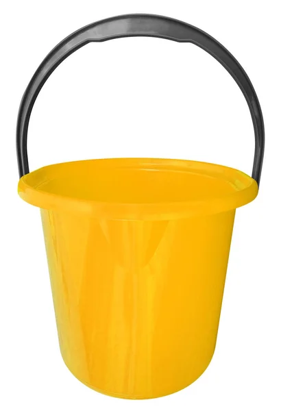 Wiadro z tworzywa sztucznego na białym tle - żółty — Zdjęcie stockowe