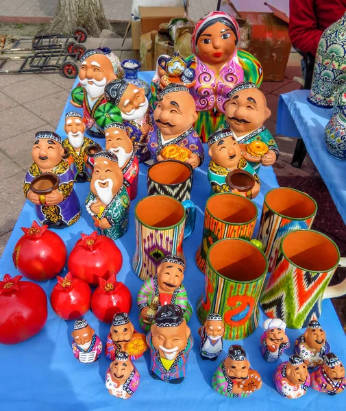 Souvenirs in market in Almaty, Kazakhstan — Stock Photo, Image