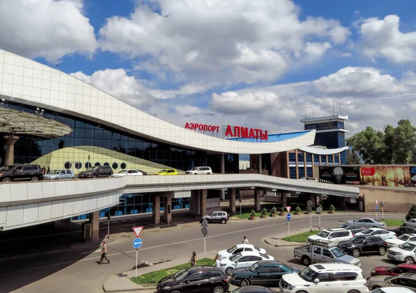 Алматы - аэропорт Алматы — стоковое фото