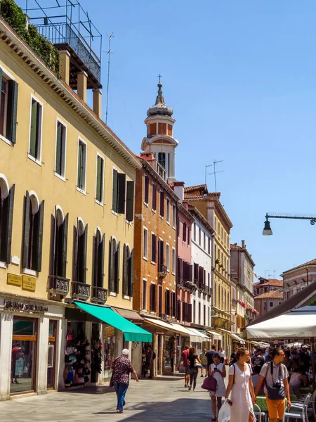 Venecia - Vista a la arquitectura de la ciudad vieja — Foto de Stock