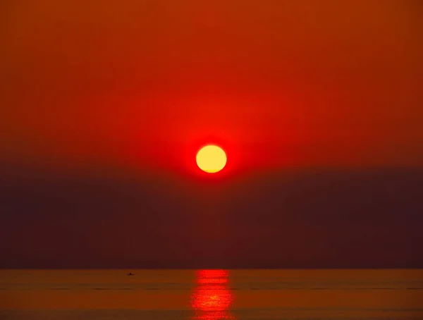 Fundo de água do nascer do sol — Fotografia de Stock