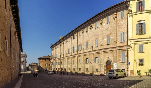 Urbino - oude stad van het platform — Stockfoto
