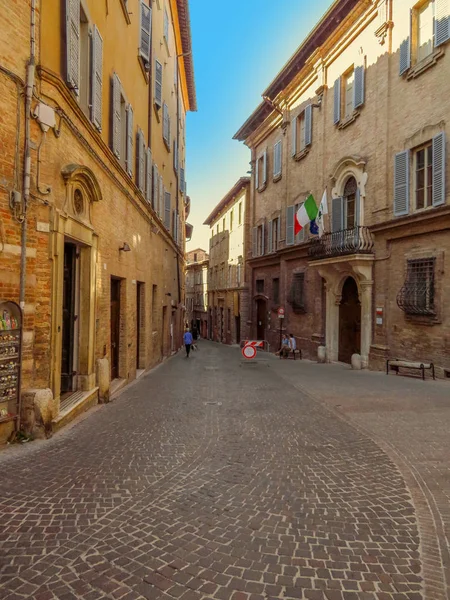 Urbino - Architecture of old city — Stock Photo, Image