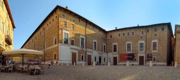 Urbino - Architecture of old city — Stock Photo, Image