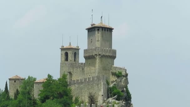 San Marino - kastély, a rock — Stock videók
