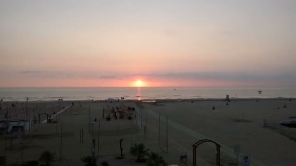 Восход солнца из моря - Временной разрыв — стоковое видео