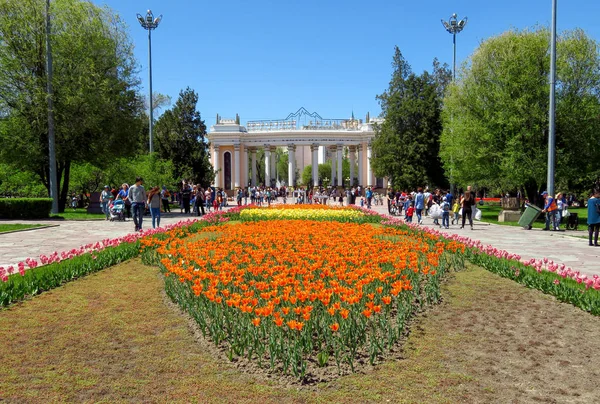 Almaty Kasachstan April 2018 Blick Auf Den Almaty Central Park — Stockfoto
