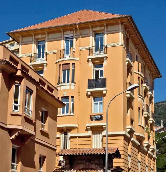 Monako Ville Tren Istasyonunun Yakınındaki Konut Binalarının Mimarisi — Stok fotoğraf