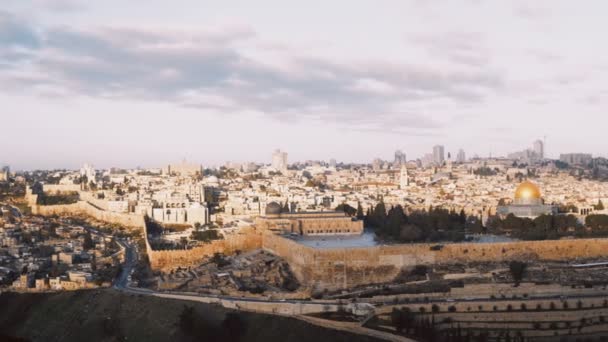 Panorama Della Città Vecchia Jerusalem Israele Panning Destra Dal Monte — Video Stock