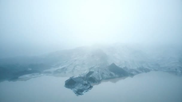 Воздушный Вид Ледника Merdalsjokull Вулканическим Пеплом Леднике Вертолет Летать Рядом — стоковое видео