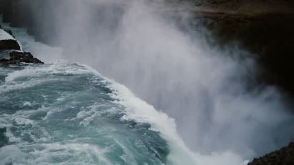 Beautiful View Gullfoss Waterfall Iceland Turbulent Flow Water Falls Splashes — ストック動画