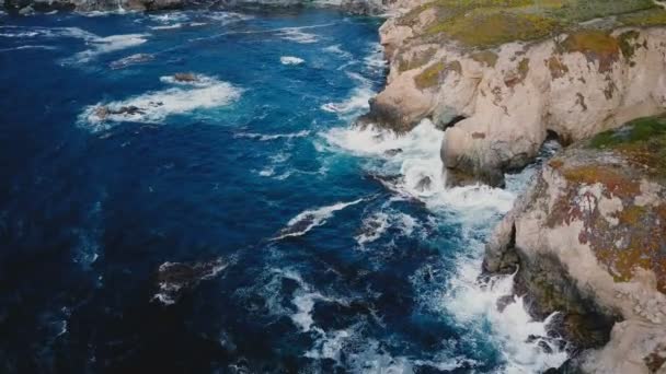 Drone Flying High Beautiful Ocean Shore Foaming Waves Crash Large — Stock Video