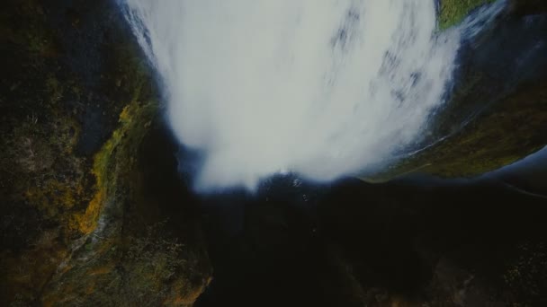 Górny Widok Lotu Ptaka Spadającą Wodę Rozpryskami Piankowym Wodospadem Gljufrabui — Wideo stockowe