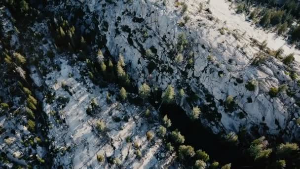 Top View Drone Flying Incredible White Mountain Rocky Ridge Covered — Stock video