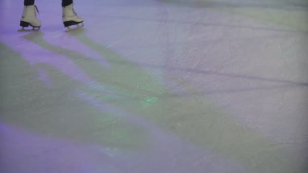 Close View Crowd Feet Skating Indoor Ice Rink Manufactured Ice — Stock Video