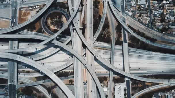 Incrível Vista Bloqueio Aéreo Carros Que Deslocam Através Grande Intercambio — Vídeo de Stock